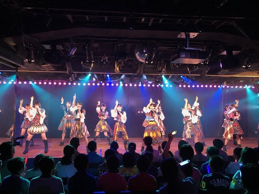修学旅行でＡＫＢ４８劇場！！