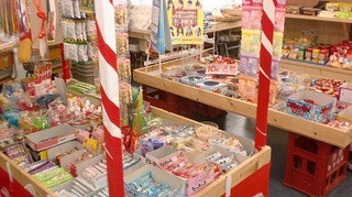 白熱広場はお菓子屋さん・・・