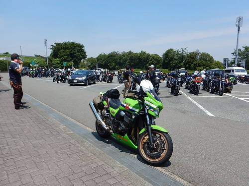 第三京浜・都筑PAがバイクでいっぱいでした！