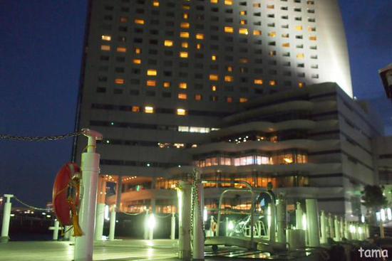 横浜シーバスからの夜景（１８枚）　山下公園⇒ベイクォーター