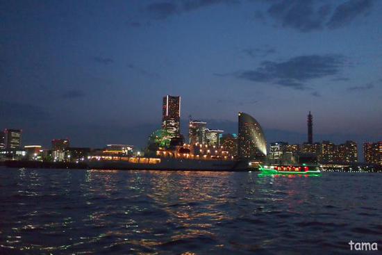 横浜シーバスからの夜景（１８枚）　山下公園⇒ベイクォーター