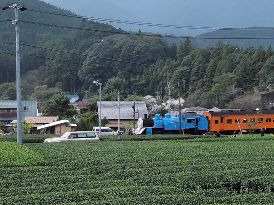 日本で一番短いトンネル通過のきかんしゃトーマス♪　地名