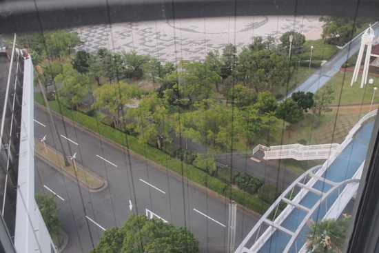 バブルな建物？　名古屋港ポートビル（foto　13枚）