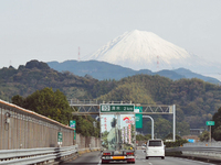 坂本竜馬と富士のツーショット♪　12月10日の富士山 2014/12/11 15:07:21