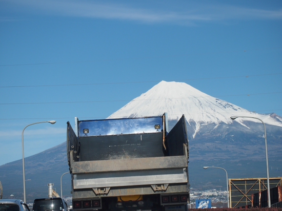 穏やかな日差しの中で♪　１２月１９日の富士山