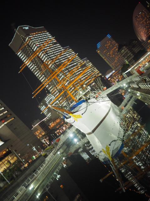 帆船日本丸と夜景　横浜みなとみらい