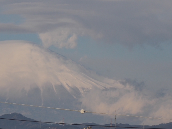 富士山みたいな雲　2月18日のプライベート富士
