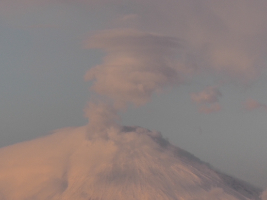 富士山みたいな雲　2月18日のプライベート富士