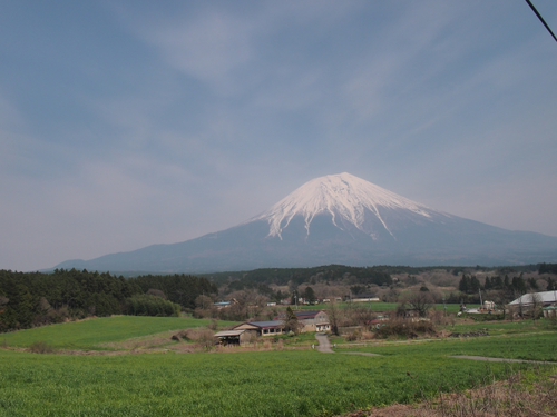 ベタ富士　4月16日の富士山　NO2　　ドライブの合間の・・・・・