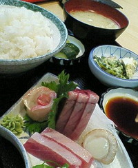 刺身定食が700円？安い 2008/06/27 14:59:44
