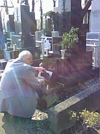 お墓参りに行きました。 2009/10/30 15:07:39