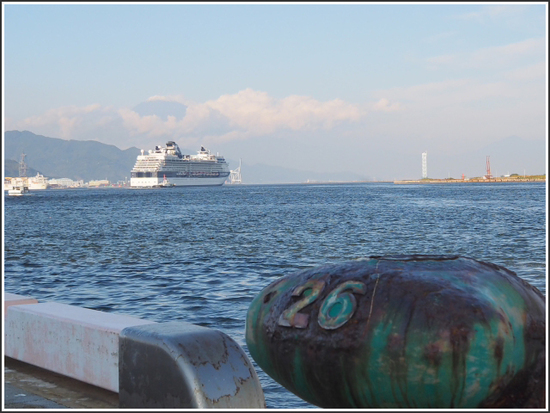 セレブリティ・ミレニアム＆富士山♪　（foto　22枚）　10月27日　清水港