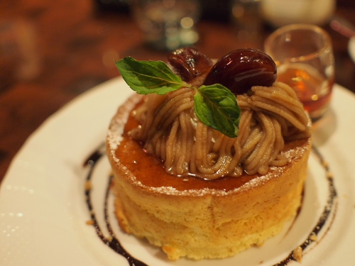 栗のスフレパンケーキ♪　星乃珈琲