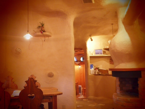 秘密の隠れ家　メルヘンなカフェ