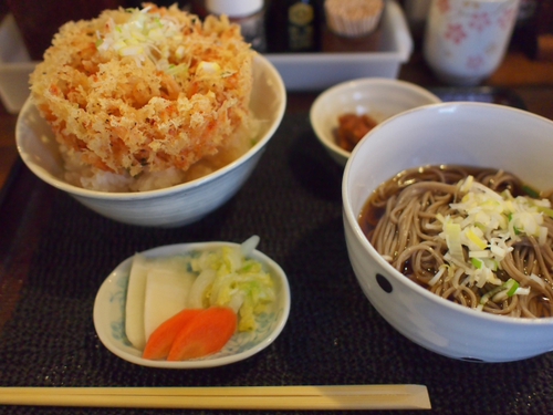 生桜えびかき揚げ丼　食堂さくら屋さん
