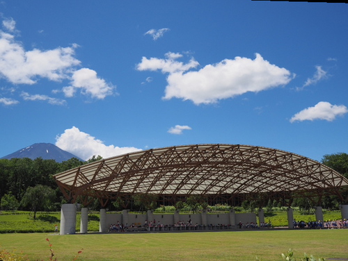 気持ちのいい場所　富士山　樹空の森　シーズンオフの平日がおススメ