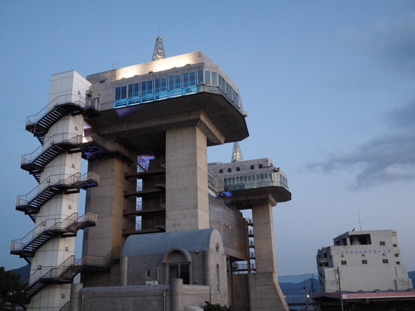 沼津の夕景おススメスポット　大型展望水門　”びゅうお”　