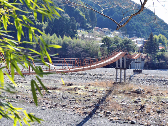 番外編　一般は渡れない吊り橋　NO1　　蕨野（わらびの）の吊り橋　梅ヶ島