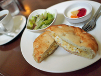 フォカッチャサンド　モーニング　エバーグリーン