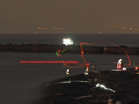 夜釣り　ライトの軌跡