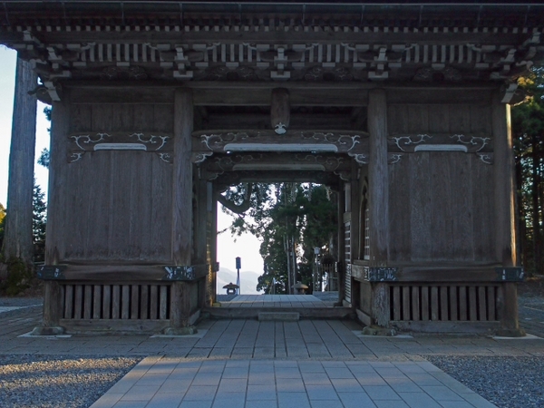 身延山山頂　奥之院　思親閣