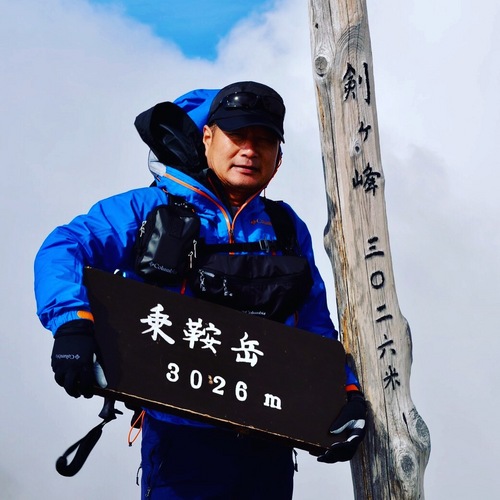 剣ヶ峰と西穂山荘に。
