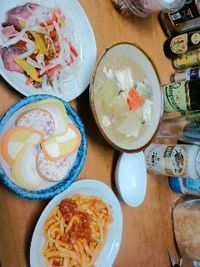 ビールと食事を楽しむ 2012/12/21 00:10:36