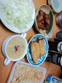 ビールと食事を楽しむ 2012/12/25 21:07:43