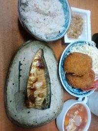 定食？ 2012/12/28 17:22:58