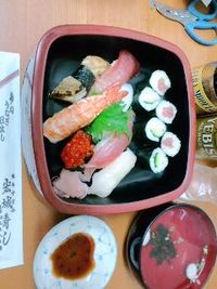 ビールと食事を楽しむ 2013/02/28 21:54:57