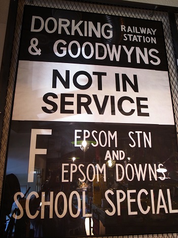 BUS ROLL SIGN