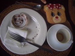 カフェワヤンで　おやつ♪