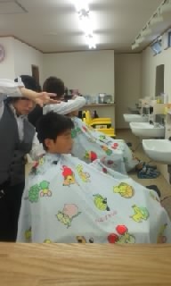 二人でカット中〜♪ 2011/10/01 11:11:46