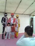 ハイ、ポーズ