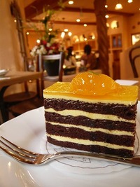 ほっこりケーキ。青いケーキ。