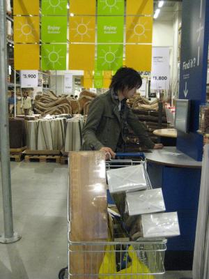 IKEA　横浜港北店