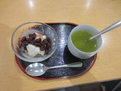 今日のレクリエーション＆おやつ