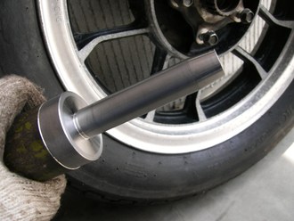 ＮＶ４００ＳＰ　リアホイール　ベアリング交換２