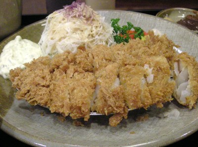 ヒレカツと白身魚カツのセット