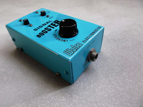 TURQUOISE BLUE SIGNAL BOOSTER