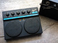 FENDERさんのDIGITAL DELAY です。
