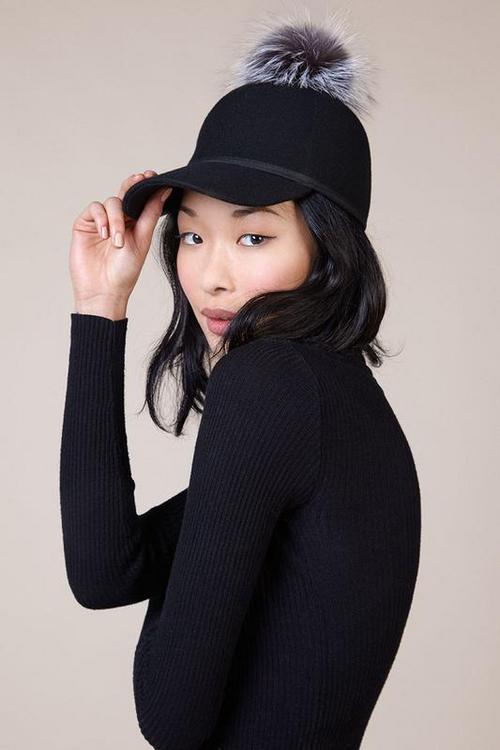 CIARLOTTE SIMONE  再入荷