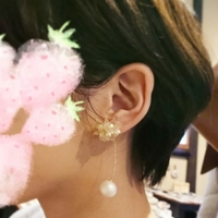 生革のピアス
