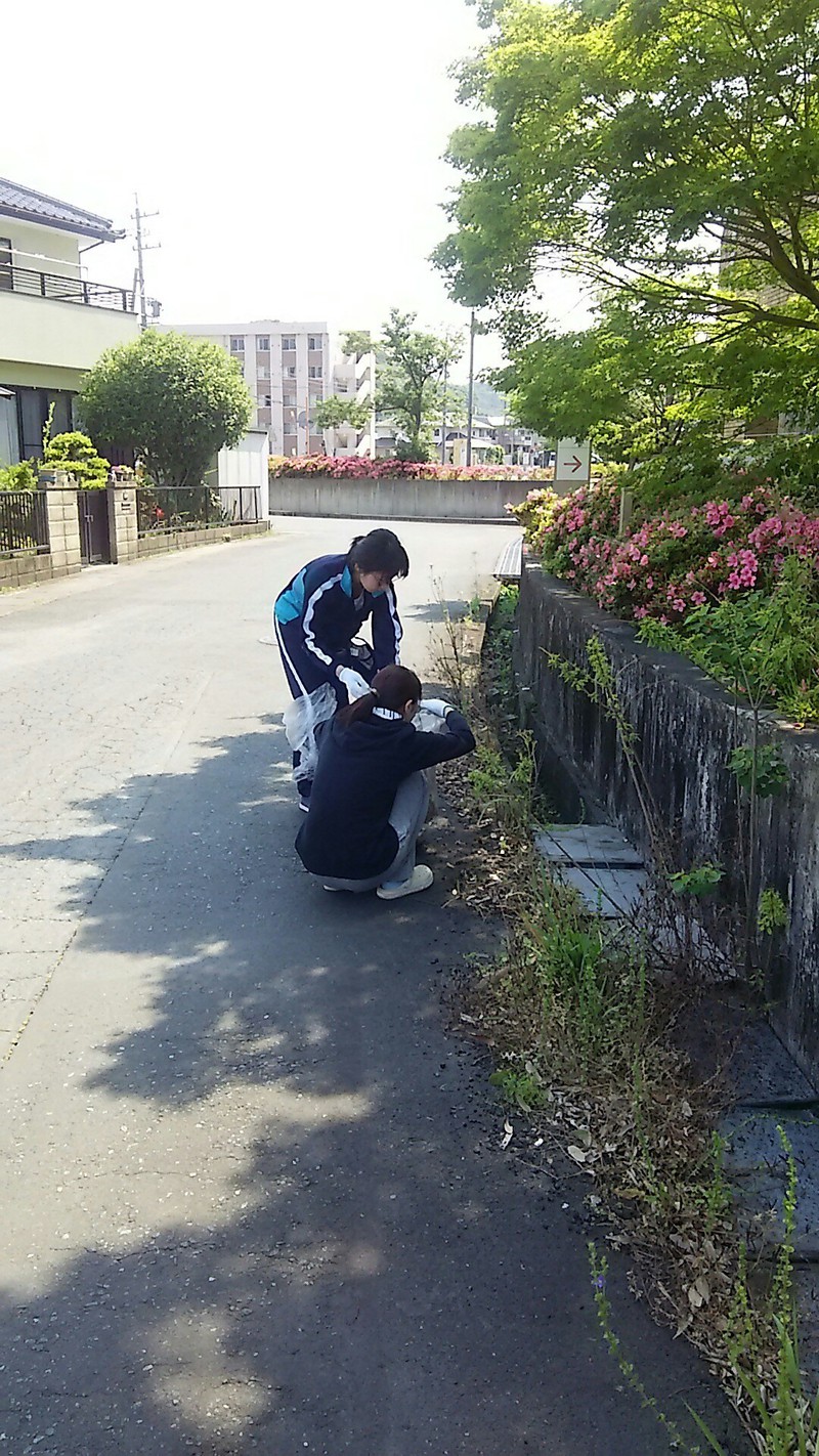 本社　清掃活動