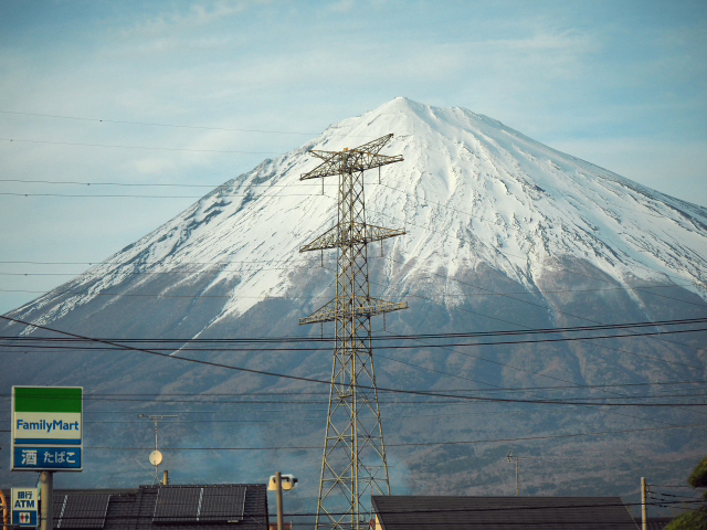2016年4月6日の富士山　　県道180号富士山正面に見ながら２倍速ドライブ動画