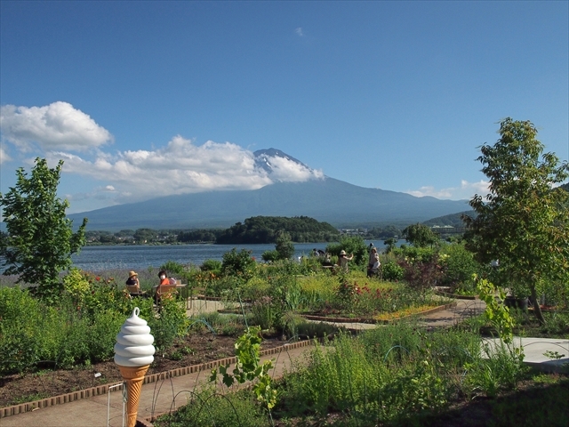 2020年7月2日の富士山　河口湖