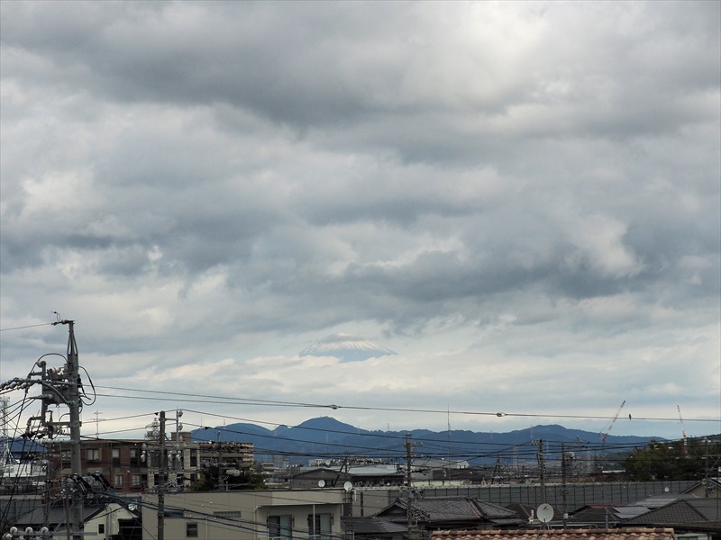2023年11月11日の富士山　　　　自宅
