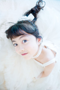 ドレスで子供ポートレート 2023/08/20 15:01:00