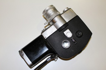 アンティークカメラ ＆ ８ミリカメラ　（昭和レトロカメラ・８ミリカメラ）