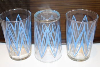 レトロなグラス　（なつかしい昭和の未使用コップ３種類・アンティーク雑貨・骨董品ガラス）